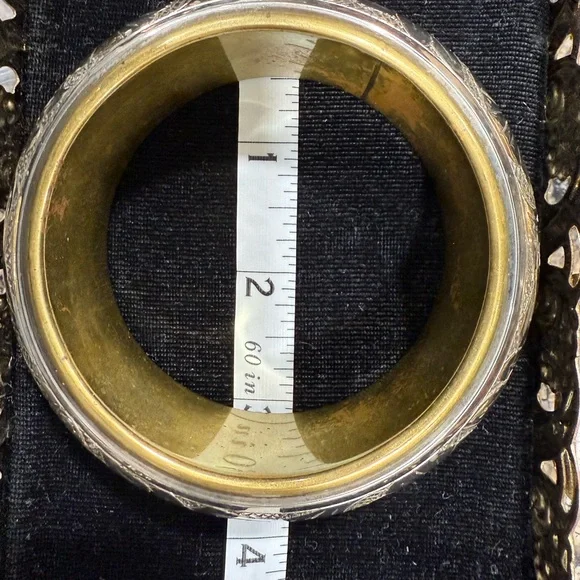 Vintage Floral Engraved Silver Bangle - Picture 9 of 9